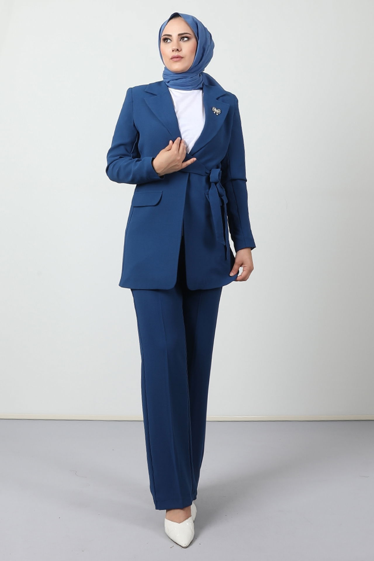 Asimetrik Taşlı Takım Koyu Mavi - 4