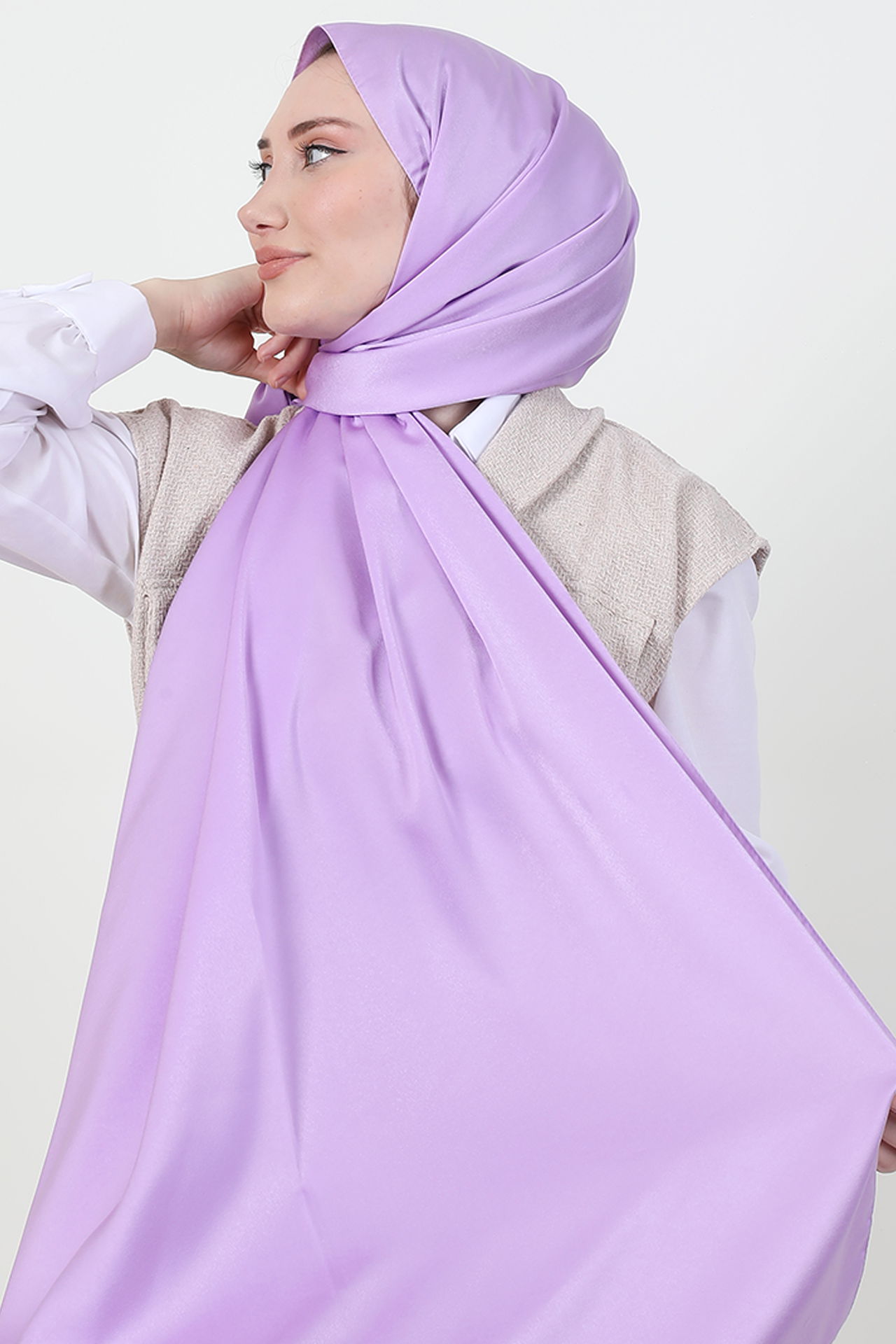 GİYZAMİLA - Model Saten Şal Açık Lila