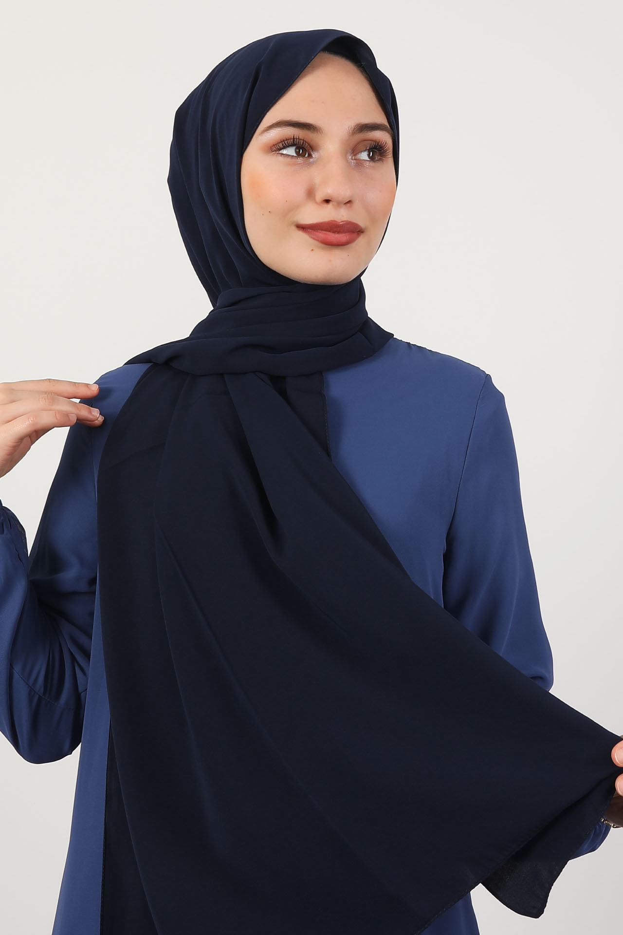 Medine İpeği Şal Lacivert 