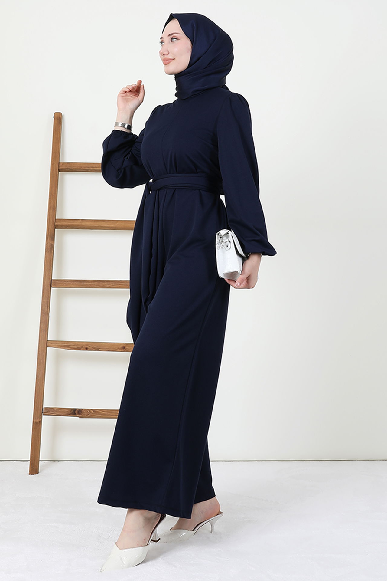 Cepli Tesettür Tulum Lacivert - GİYZAMİLA