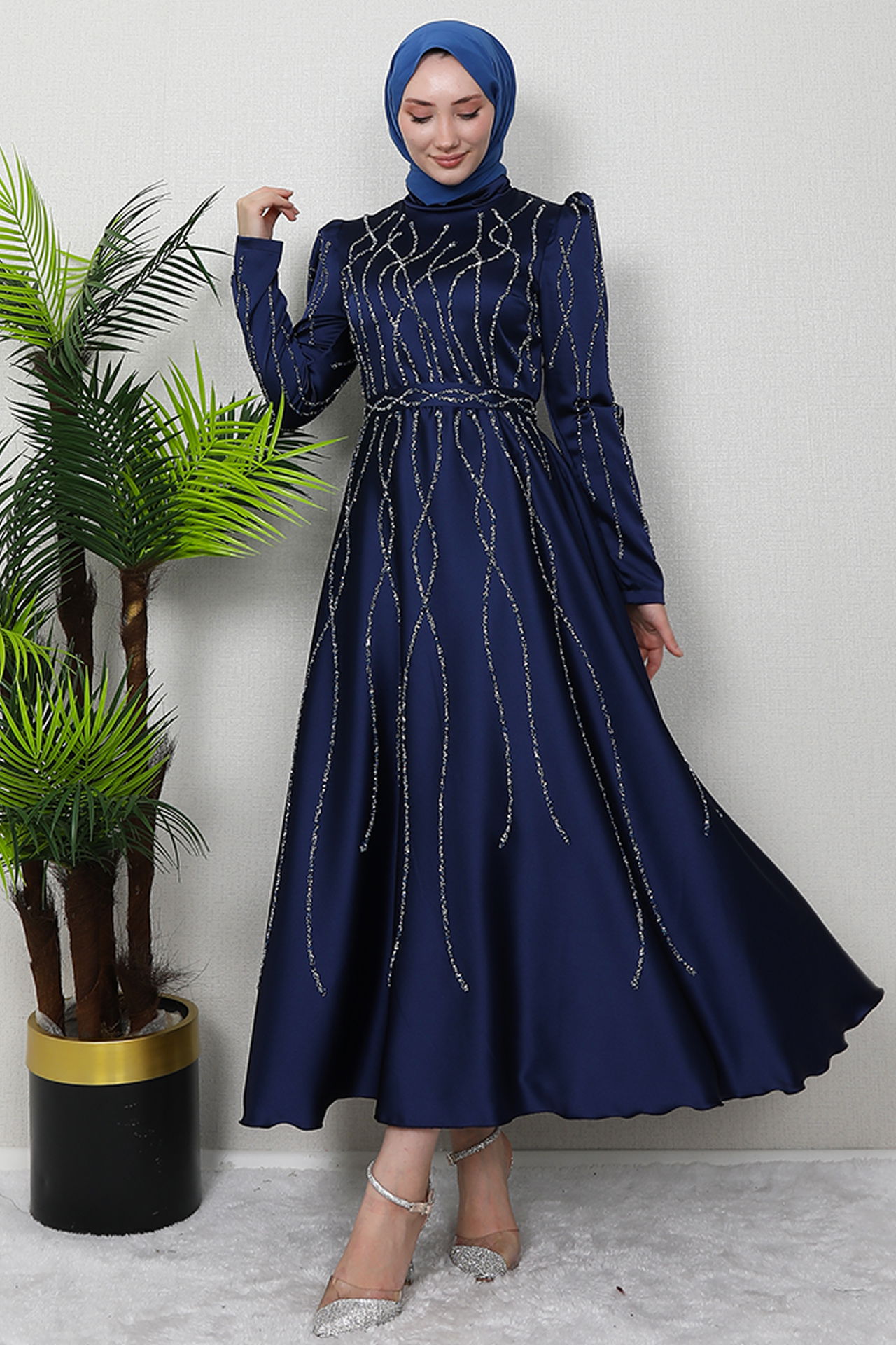 Şeyma Saten Abiye Lacivert - 4