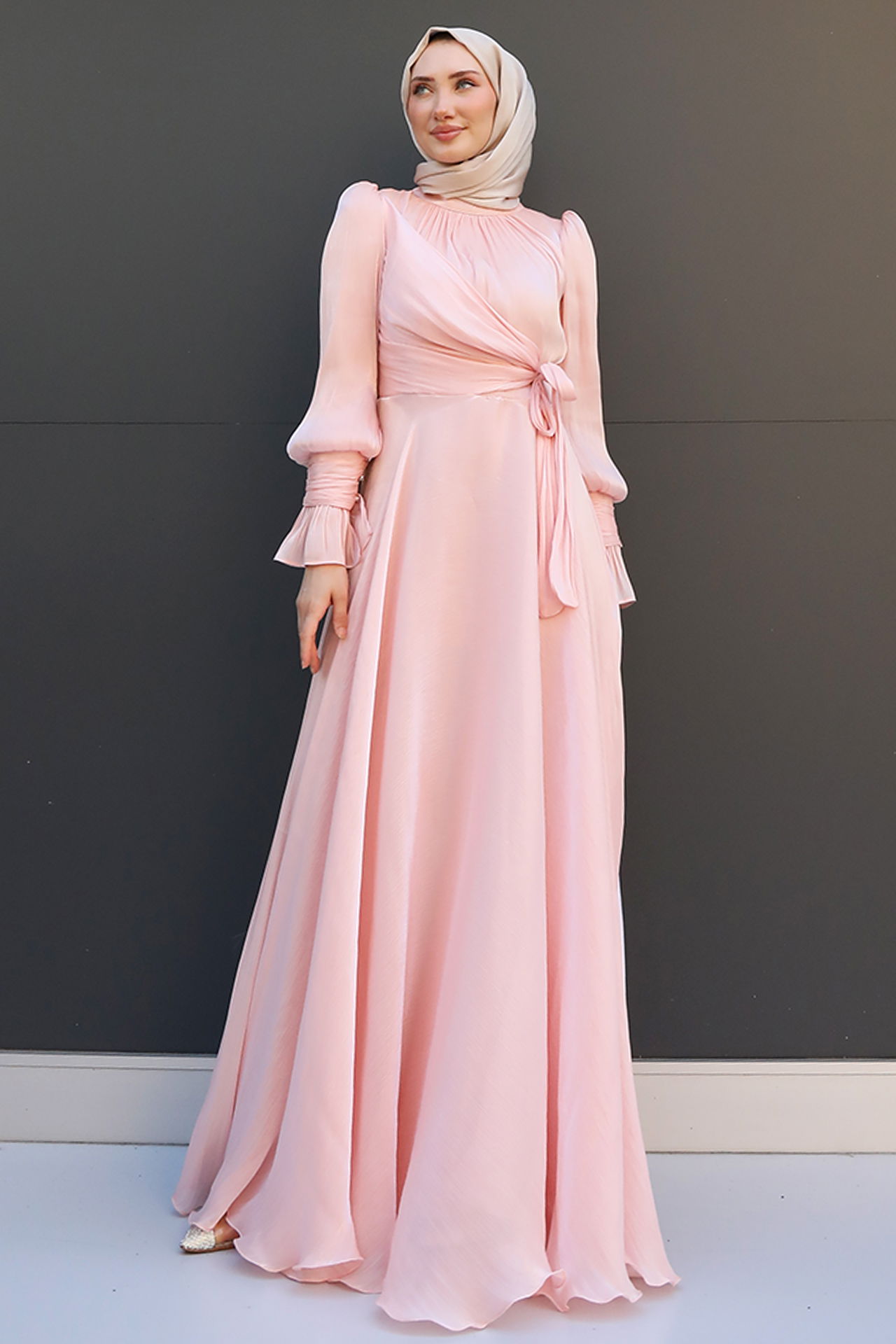 Fiyonk Detay İpek Abiye Soft Pembe 