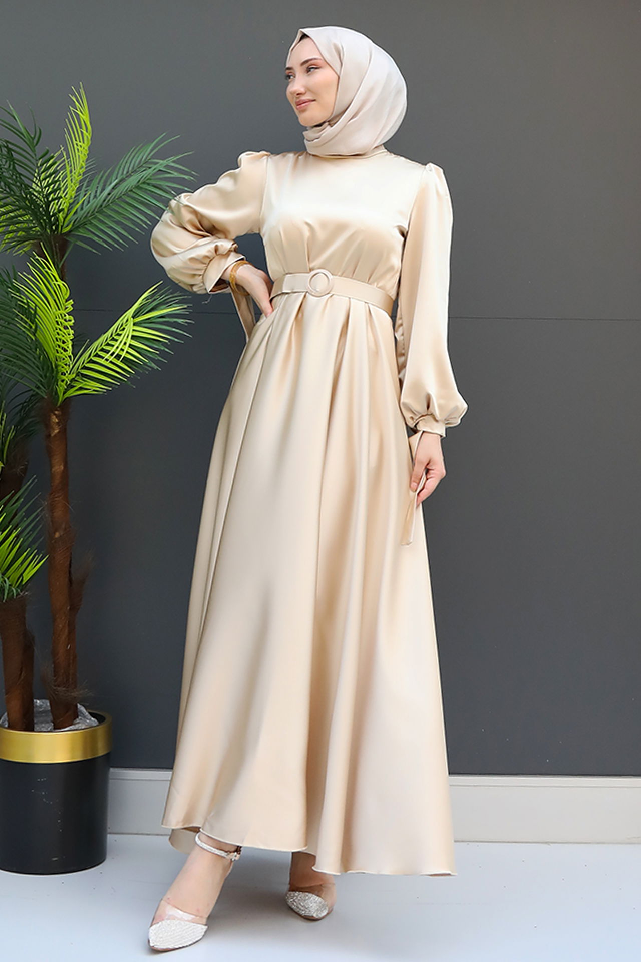 Saten Kemerli Elbise Gold 